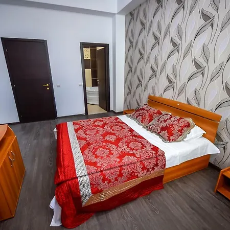 Summer Breeze - Summerland Mamaia